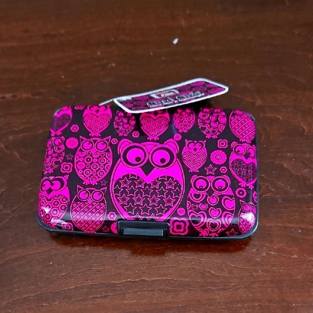 NWT Total Vision Owl  Card Holder